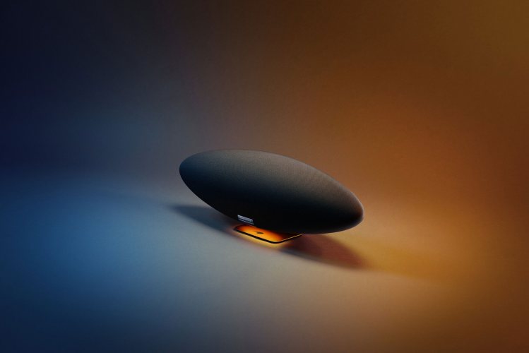 Bowers & Wilkins Zeppelin Mclaren Edition