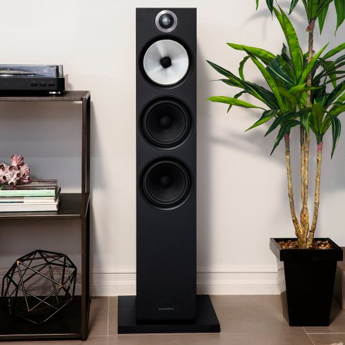 Bowers&Wilkins 603 (Black) в интерьере