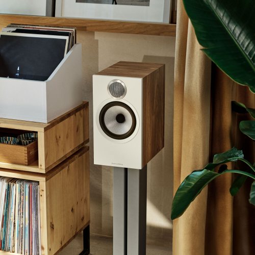 Bowers & Wilkins 606 S3 Oak