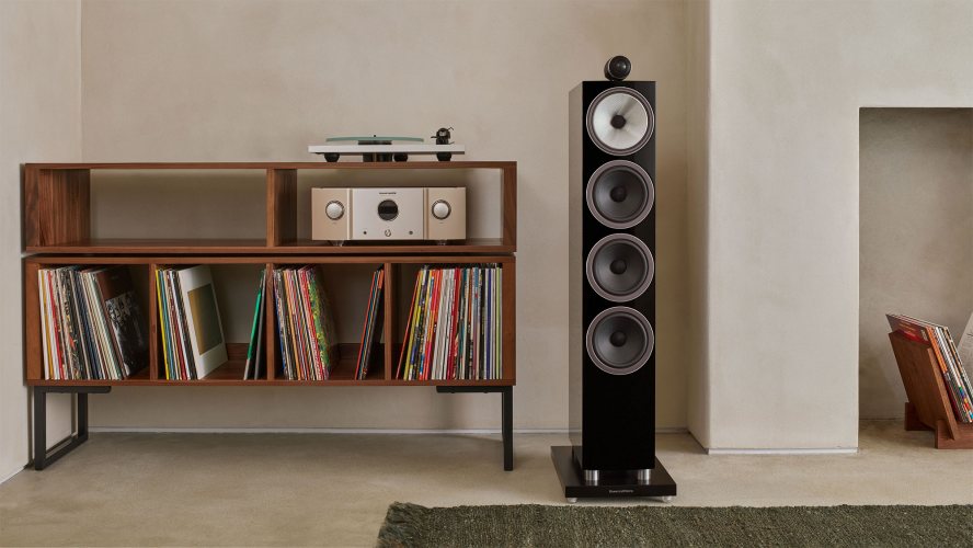 Bowers & Wilkins 702 S3 (Gloss Black) в интерьере