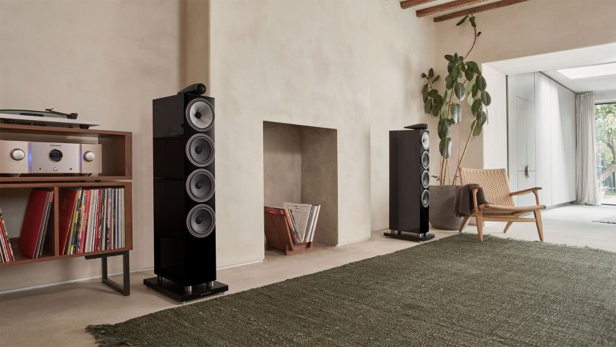 Bowers & Wilkins 702 S3 (Gloss Black) в интерьере