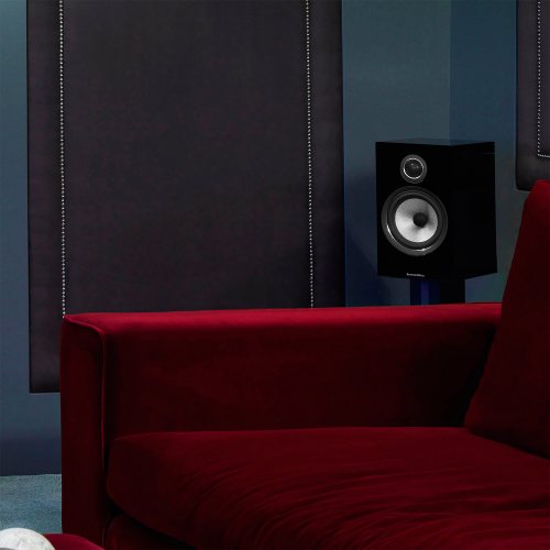 Bowers&Wilkins 706 S2 (Gloss Black) в интерьере