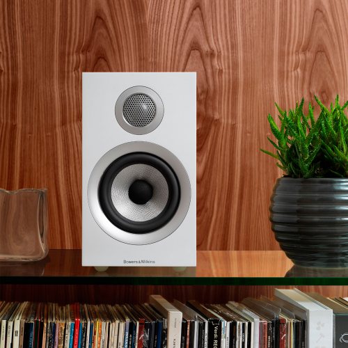 Bowers&Wilkins 707 S2 (Satin White) в интерьере