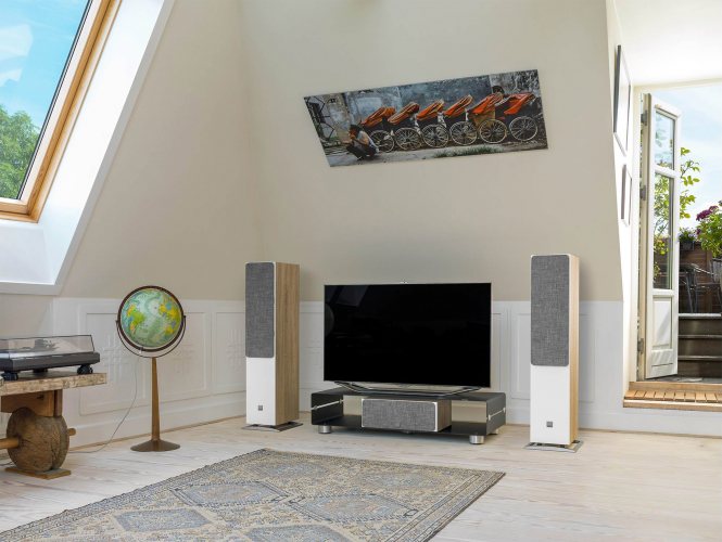 Dali OBERON 7 Light Oak В составе домашнего кинотеатра