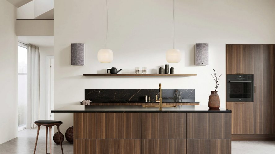 Dali RUBIKORE ON-WALL White High Gloss Laquer В интерьере