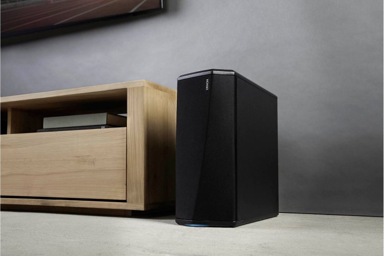 Denon DSW-1H (Black) в интерьере