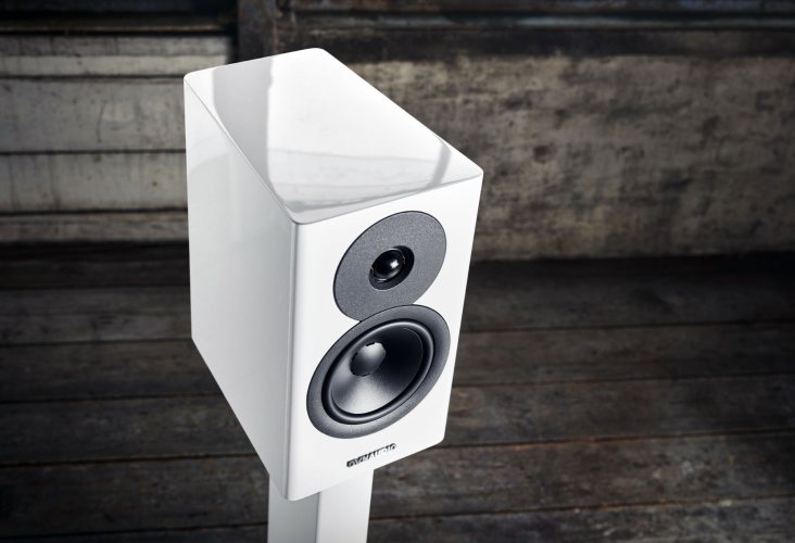 Dynaudio Evoke 10 White High Gloss