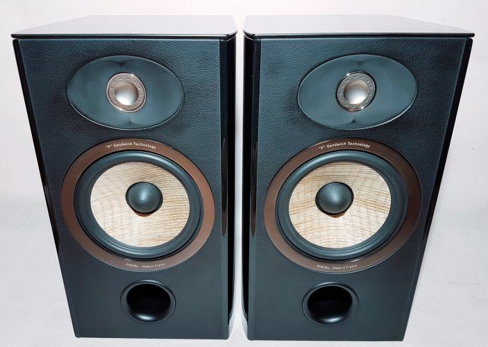 Focal Aria 906 (High Gloss Black)