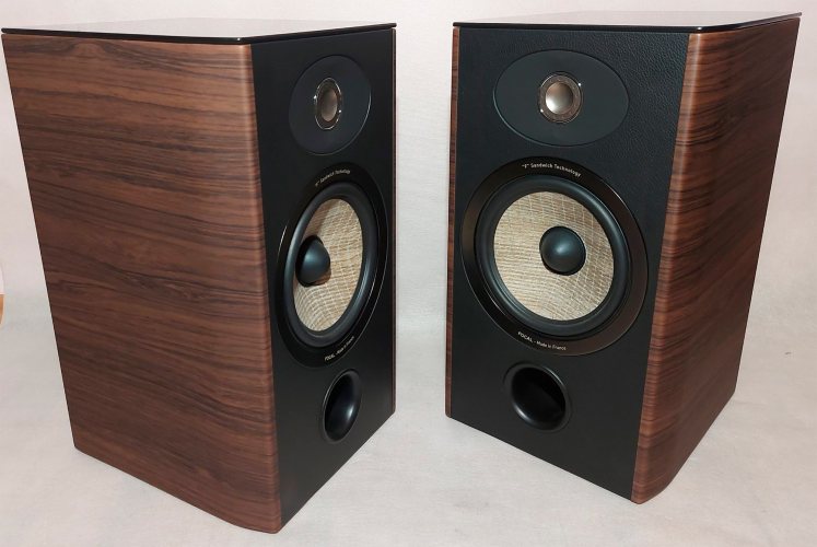 Focal Aria 906 (Noyer)