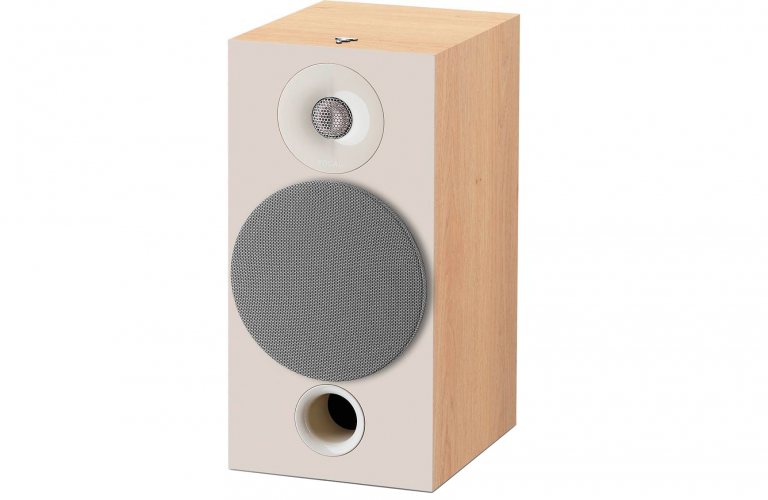 Focal Chora 806 (Light Wood) с решёткой