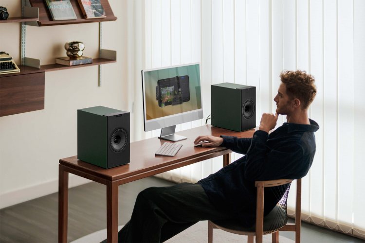 KEF Coda W Moss Green Беспроводная акустика