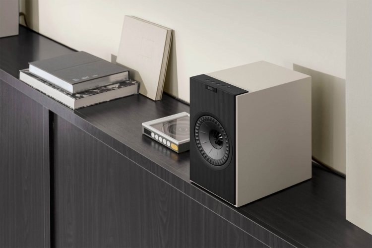KEF Coda W Nickel Grey Беспроводная акустика