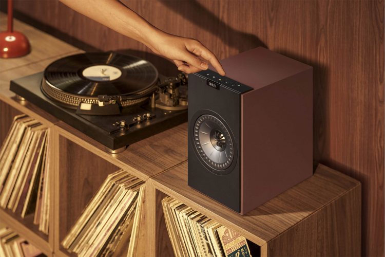 KEF Coda W Vintage Burgundy Беспроводная акустика