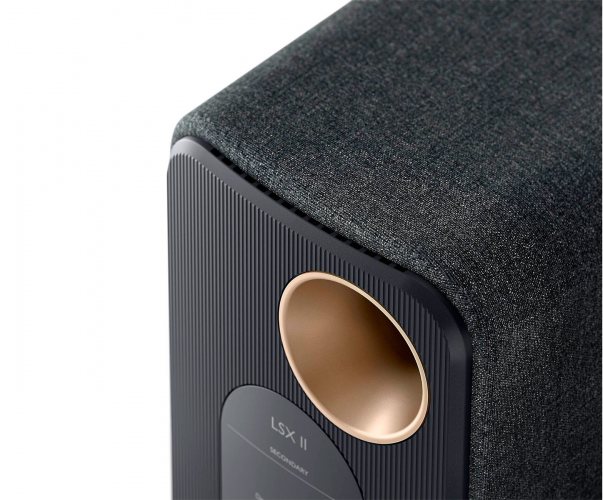 KEF LSX II (Carbon Black) порт фазоинвертора