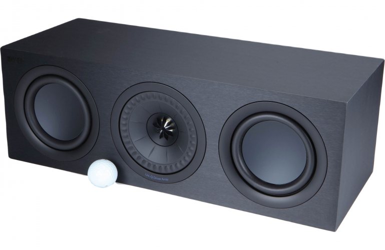 KEF Q250c (Satin Black) с мячом для гольфа