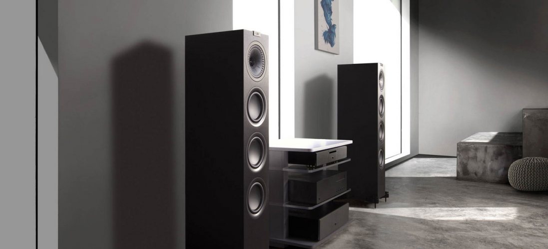 KEF Q550 Satin Black