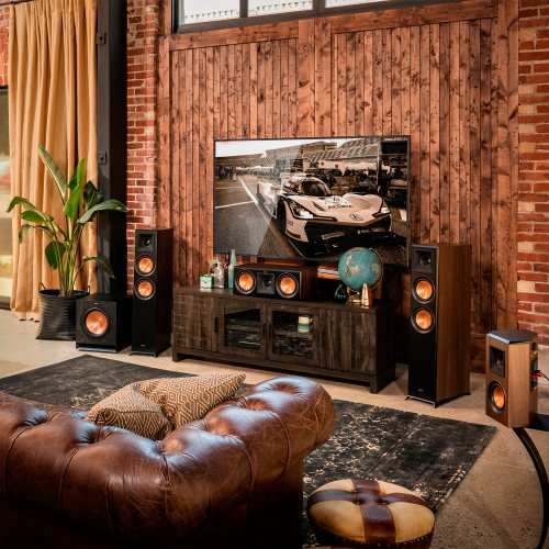 Klipsch RP-502S (Walnut) в интерьере