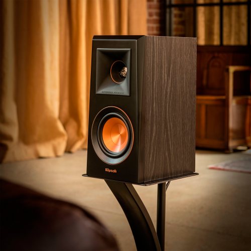 Klipsch RP-600M (Walnut) в интерьере