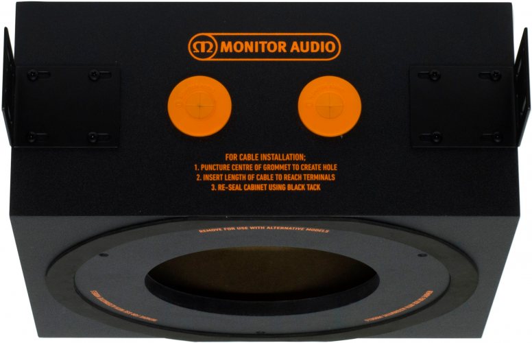 Monitor Audio CMBOX-R вид сбоку с адаптером