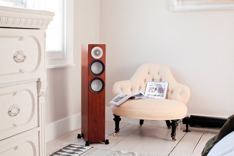 Monitor Audio Silver 200 (Walnut) в интерьере