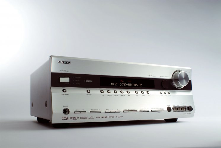 AV-ресивер Onkyo TX-SR605