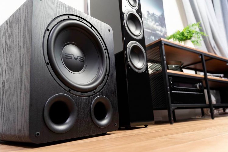 SVS PB-1000 Pro (Premium Black Ash) в интерьере