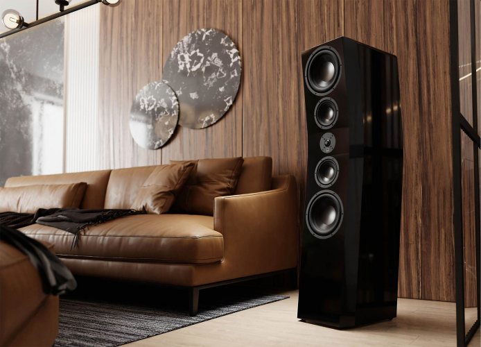 SVS Ultra Evolution Pinnacle Piano Gloss Black У дивана