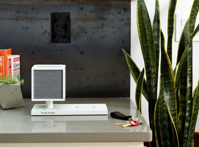 Tivoli Audio Revive White/Grey Беспроводная акустика