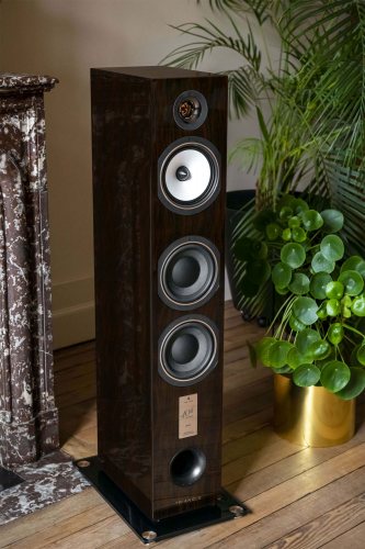 Triangle Antal 40th Anniversary (Santos Rosewood) в интерьере