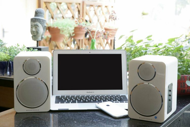 Wharfedale DS-2 White High Gloss