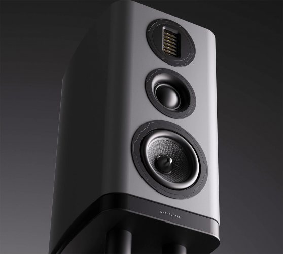 Wharfedale EVO 5.2 Lunar Grey На стойке