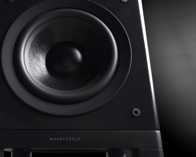 Wharfedale NOVA 8 Передняя панель