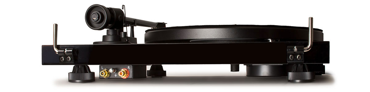 Pro-Ject Debut Carbon EVO (High Gloss Black) вид сзади