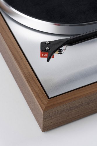 Pro-Ject The Classic EVO (Walnut) картридж и тонарм