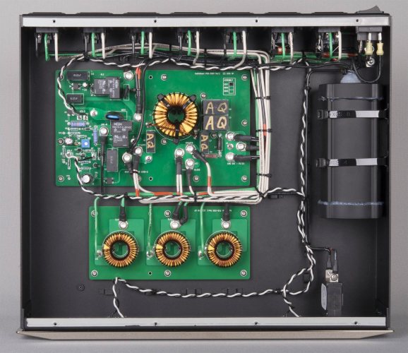 AudioQuest Niagara 3000 Сетевой кондиционер