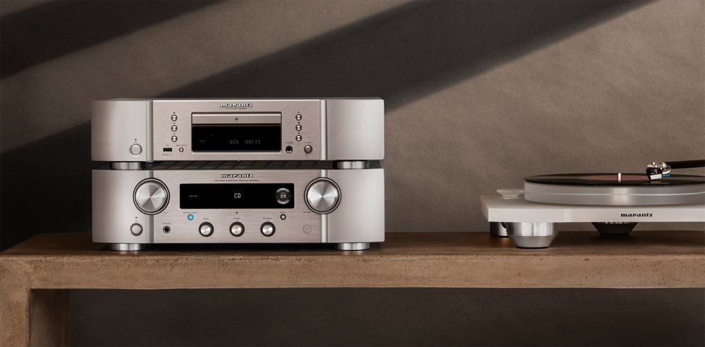 Marantz PM7000N (Silver-Gold) в составе стерео системы