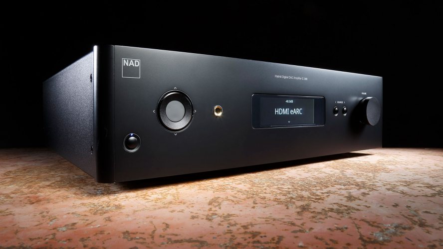 Гибридный стерео усилитель NAD C 399