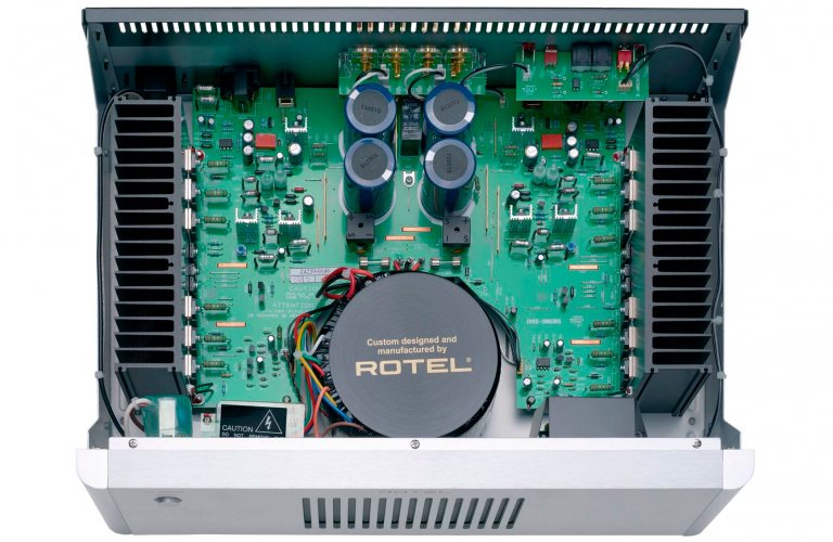 Rotel RB-1552 MkII (Silver) внутри