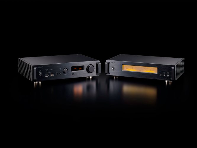 Teac UD-701N Black