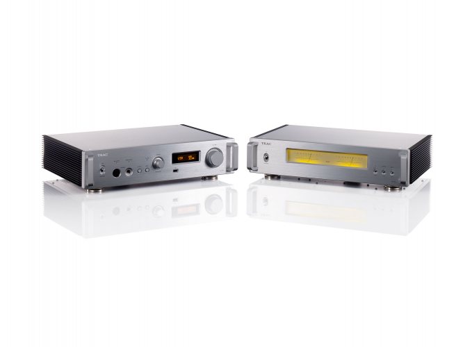 Teac AP-701 Silver