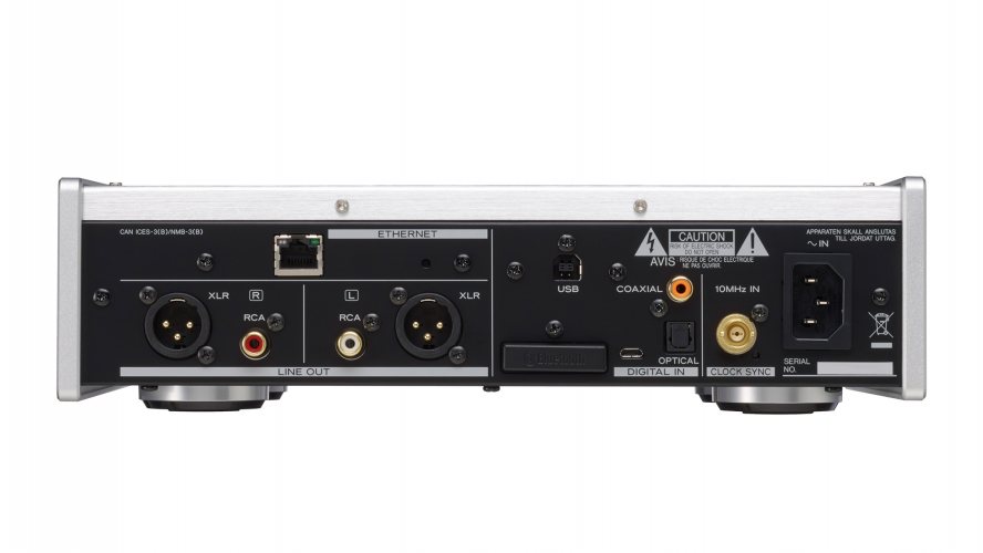 Задняя панель TEAC NT-505