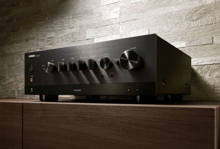 Yamaha R-N800A Black Стерео ресивер