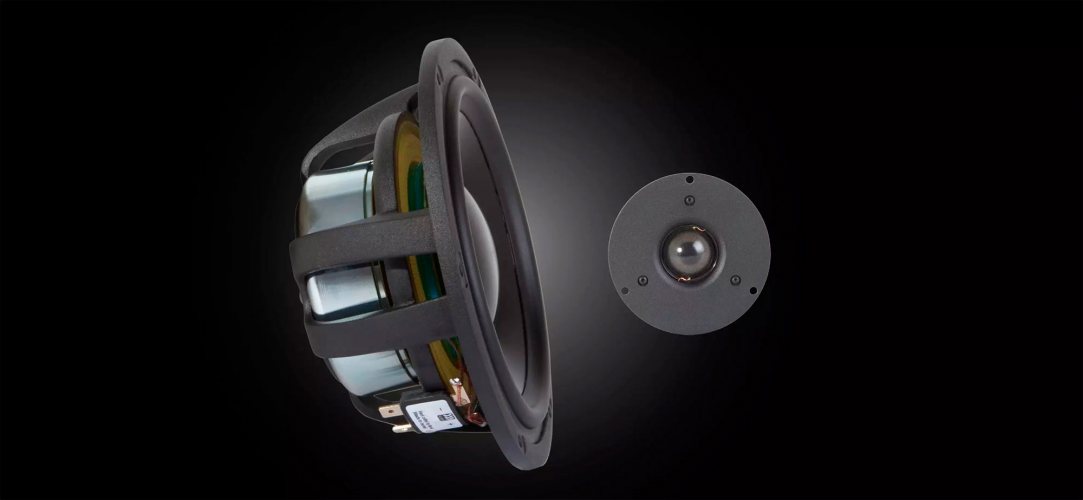 Morel Avyra 622 White Полочная акустика