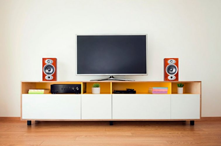 Polk Audio RTi-A3 (Cherry) в интерьере