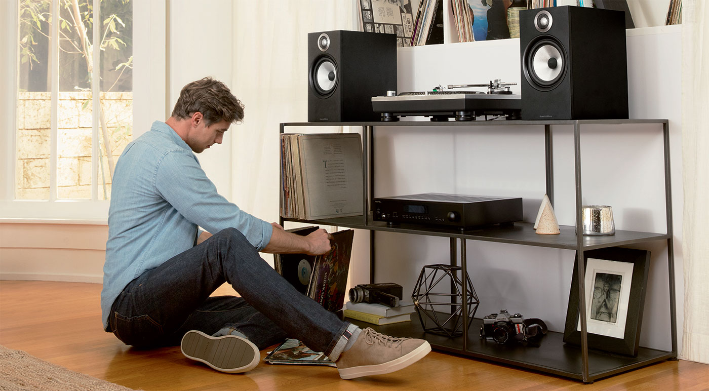 Bowers & Wilkins 606